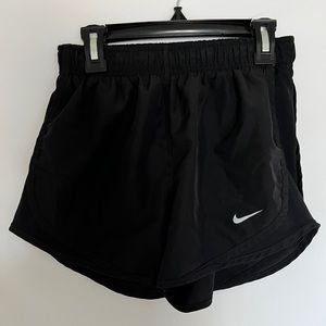 Women’s black dri-fit Nike Shorts | size xs | good condition | barely worn